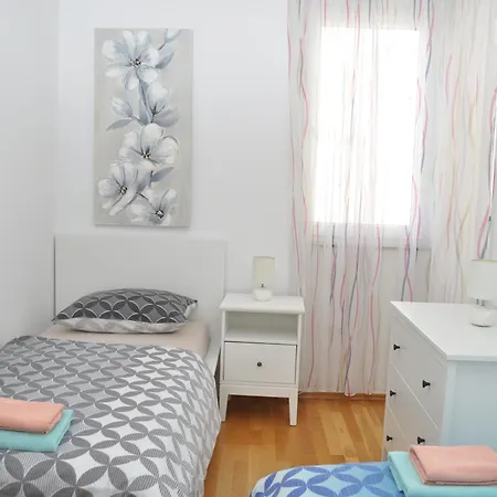 Kristijan アパート